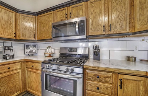Twin Falls Casa | NEW! Park Meadow. Near St. Luke’s, Clean 4 bedroom, 2 bathroom.