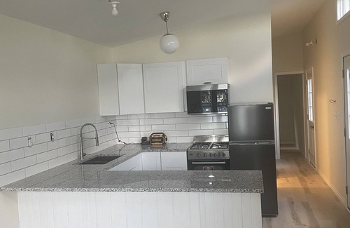 South Bruce Peninsula Alquiler De RV | New Park Model on Waterfront at Family Campground