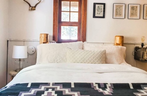 Chattaroy Cabina | NEW! Peaceful Cabin in the Woods