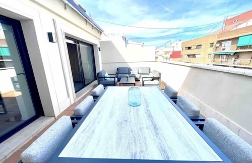 El Cabanyal Apartamento | NEW Penthouse at Beach/Cabañal/2 beds/3 baths.nJust 5 minutes from the beach.