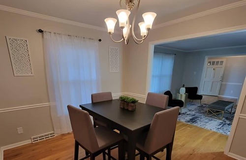 Greensboro Casa | NEW Perfect, Cozy, All Amenities, Central!
