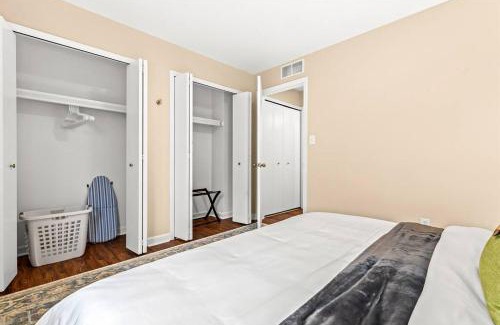 Roseville Apartamento | New! Pet-Friendly 1BR in the heart of Roseville!