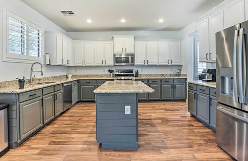 Emperor Estates Casa | NEW! Pet-Friendly Queen Creek Retreat w/ Home Gym!