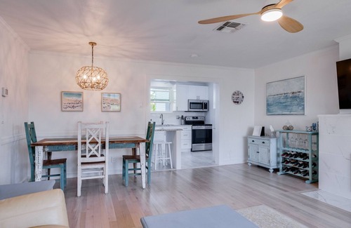 Belle Vista Casa | NEW POOL - Coastal House on St Pete Beach