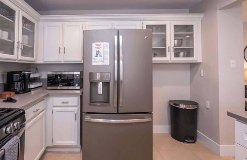 North Las Vegas Casa | New Pool/Spa & Pool Table @ 6BR Refined Vegas Stay
