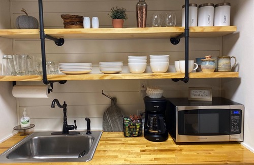 Gatlinburg Apartamento | ⭐️NEW-PristineGburgLoft-2A-Walk2Pancakes🥞 & Slopes⛷