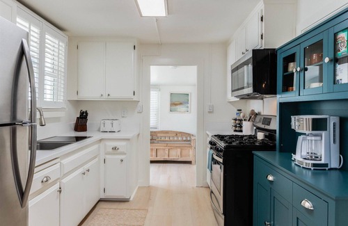 Avila Beach Condominio | NEW! Private 1 Bedroom Beach Heaven- Get the Full Central Coast Experience!