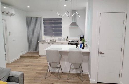West Hills Casa | New private 1 bedroom Guest House