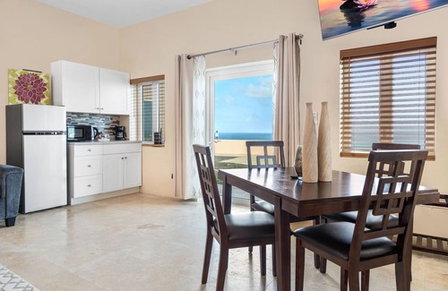 Estate Saint Peters Apartamento | NEW! Private King Studio with ocean views in Christiansted!