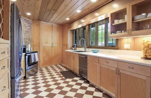 Lake Leelanau Casa | NEW Private Lake Michigan beach house on Good Harbor Bay, minutes from Leland!