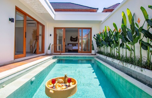 Umalas Villa | New Private Villa in Canggu- Best place for walk
