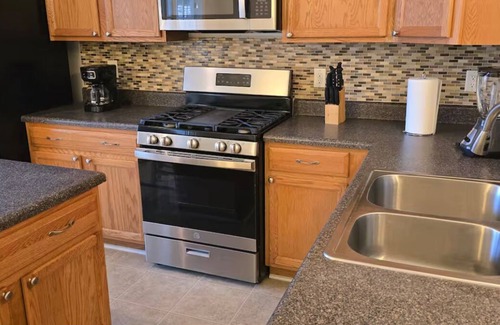 North Raleigh Apartamento | NEW! Ready for Families and Business Travelers