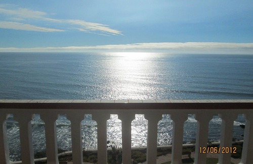 Rosarito Casa | 2 Patios Ocean Front, Hermosa cerrada y terrenos seguros