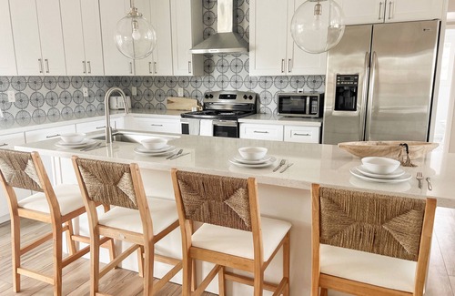 Tempe Casa | NEW remodel w pool - close to ASU/Scottsdale/Spring training