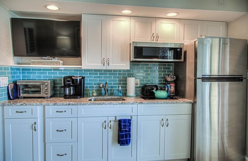 Windy Hill Condominio | New! Remodeled king suite with amazing views and amenities