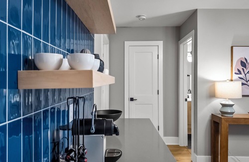 Houston Heights Casa | NEW Remodeled Heights Luxury/High End/King Bed/Walk to Trail/Nespresso