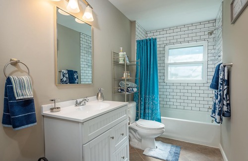 Woodfin Casa | New remodeled home set in the woods 15 mins from downtown Asheville