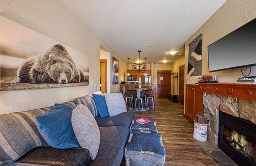 Olympic Valley Condominio | New Remodeled Squaw Valley Condo with Great View