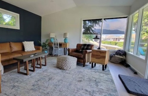 Okanagan-Similkameen Casa | New reno quiet 4 bed home near beach, events, wine