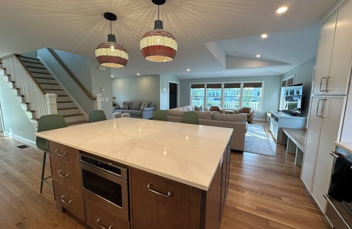 Scituate Casa | NEW: renovated beach house in Scituate's family-friendly Sandhills neighborhood