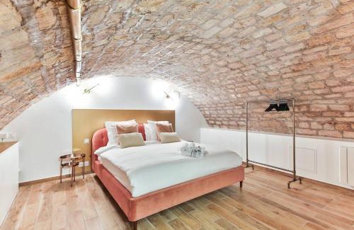 Saint-Vincent-de-Paul Apartamento | New&Renovated in heart of PARIS- 6pers