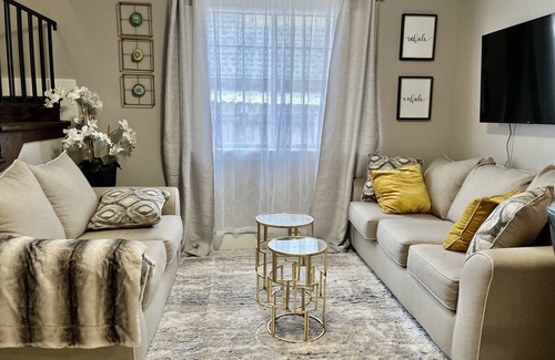 Harahan Condominio | New Renovation- Centrally Located!!