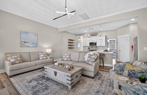 Northeast Virginia Beach Casa | New Rental | 4 BR | Group-Friendly Townhouse | Arcade Games | Beach 5 Min Walk