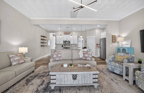 Northeast Virginia Beach Casa | New Rental | 4 BR | Group-Friendly Townhouse | Arcade Games | Beach 5 Min Walk