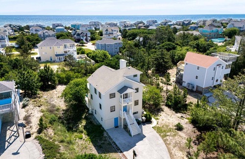Whalehead Beach Casa | New Reservations for Aug/Sept Enjoy dinner on us with $100 gift certificate delivered to your hom...