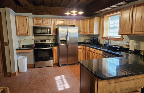 Beckwith Casa | New River Gorge National Park 4 Bedroom 2 Bathroom