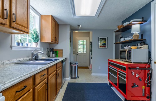 West Jefferson Cabina | New River Overlook! 10 mins to West Jefferson, 1 mile to New River State Park