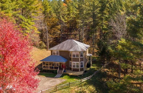 West Jefferson Cabina | New River Overlook! 10 mins to West Jefferson, 1 mile to New River State Park
