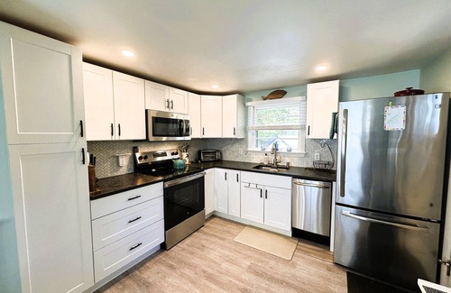 North Eastham Casa | New! Sandy Point-Private beach/Dog Friendly