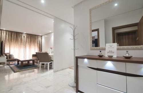 Secteur Touristique Apartamento | New Sea Front Apartment 95sqm with Unlimited Wi-Fi