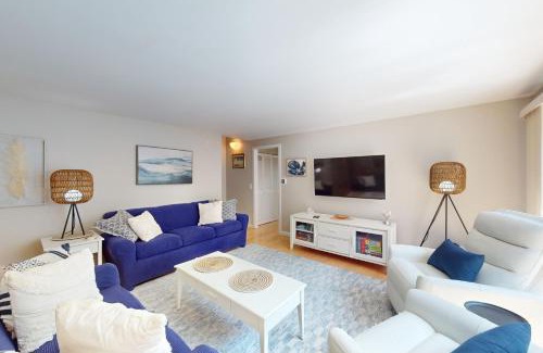 Mews Village Casa | New Seabury Escape