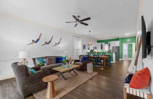 Pawleys Island Condominio | NEW! Seagrass Retreat~Resort Access~Beach~Golf