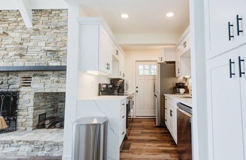 Spring Branch Casa | (NEW) Secluded Canyon Lake A-frame & Game House!