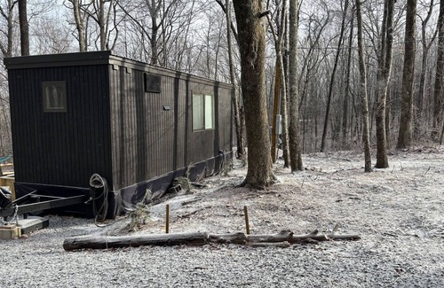 Rising Fawn Cabina | New Secluded Modern Bespoke Cabin, 6 Miles from Cloudland Canyon State Park