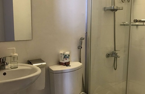 Guadalupe Condominio | ¡Nuevo 1BR seguro con balcón y Netflix en la ciudad!