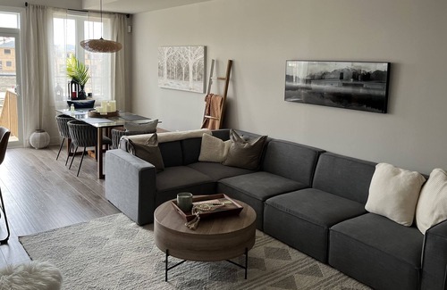 The Blue Mountains Chalet De Esquí | New semi detached home at the base of the Blue mountain