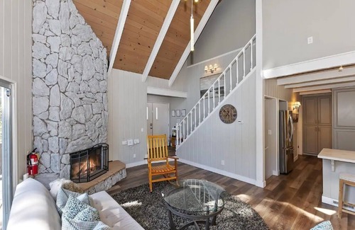 Lake Arrowhead Cabaña | ✨NEW Serene Modern Mountain Cottage Near Lake✨