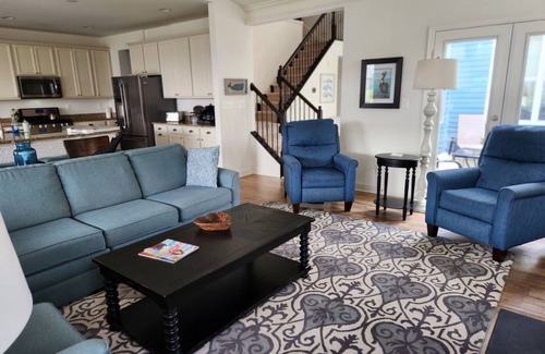Millville Casa | Nueva SF Home on Pond Near Bethany Beach (en Bishops Landing), pases de piscina / transporte