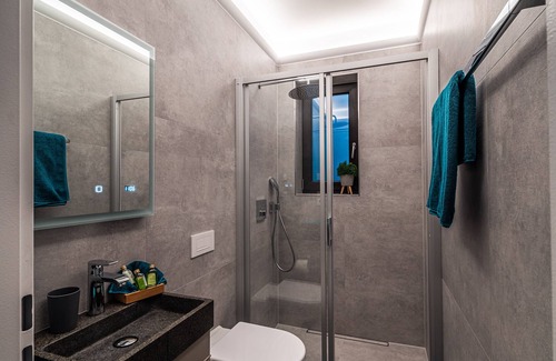 Bitterfeld Hotel | NUEVO: Dormir en el Seensucht’s Resort - Habitación de capitanes