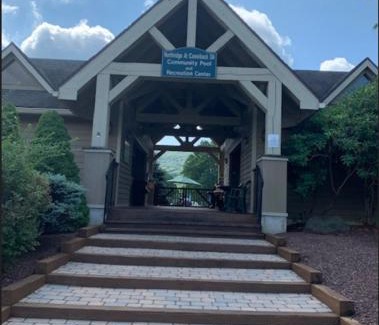 Tannersville Casa | New ! Slopeside Townhome : WFH, Ski, Dine & Hike