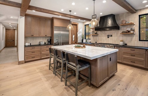 Cle Elum Casa | New! Spa Inspired Luxury Retreat*7BR*Sauna*Hot&Cold Tubs*Game Rm*Fire Pit