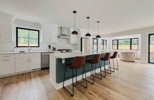 Douglas Casa | NEW! Spacious 7BR Douglas Home w/Private Pool, Walk to Lake Michigan & Saugatuck
