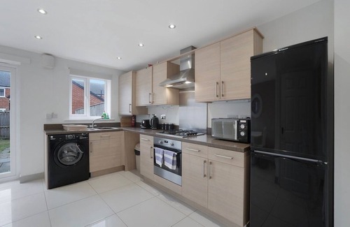 Bowburn Casa | New! Spacious Retreat for 10 Perfect for Families!