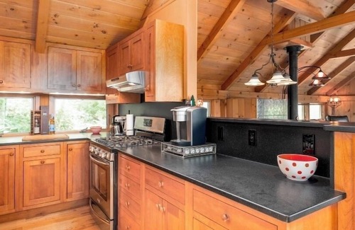 Stowe Chalet De Esquí | New Spacious Stowe Home, Stowe Mt Views. Woodstove