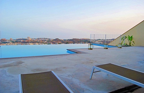 Benalmadena Villa | Villa nueva y espaciosa con vistas increíbles