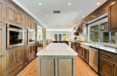 Los Angeles Casa | Pregunte ESPECIALES y alquileres mensuales: la impresionante piscina personalizada de Los Feliz Estates Home